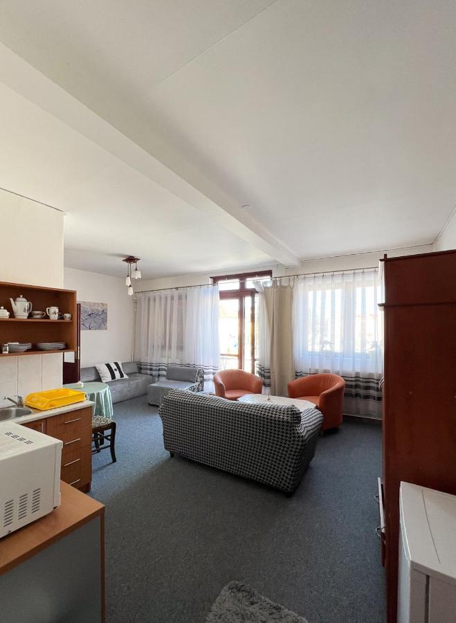 2- Izbovy Apartman Kajka V Penzion Trstená Extérieur photo
